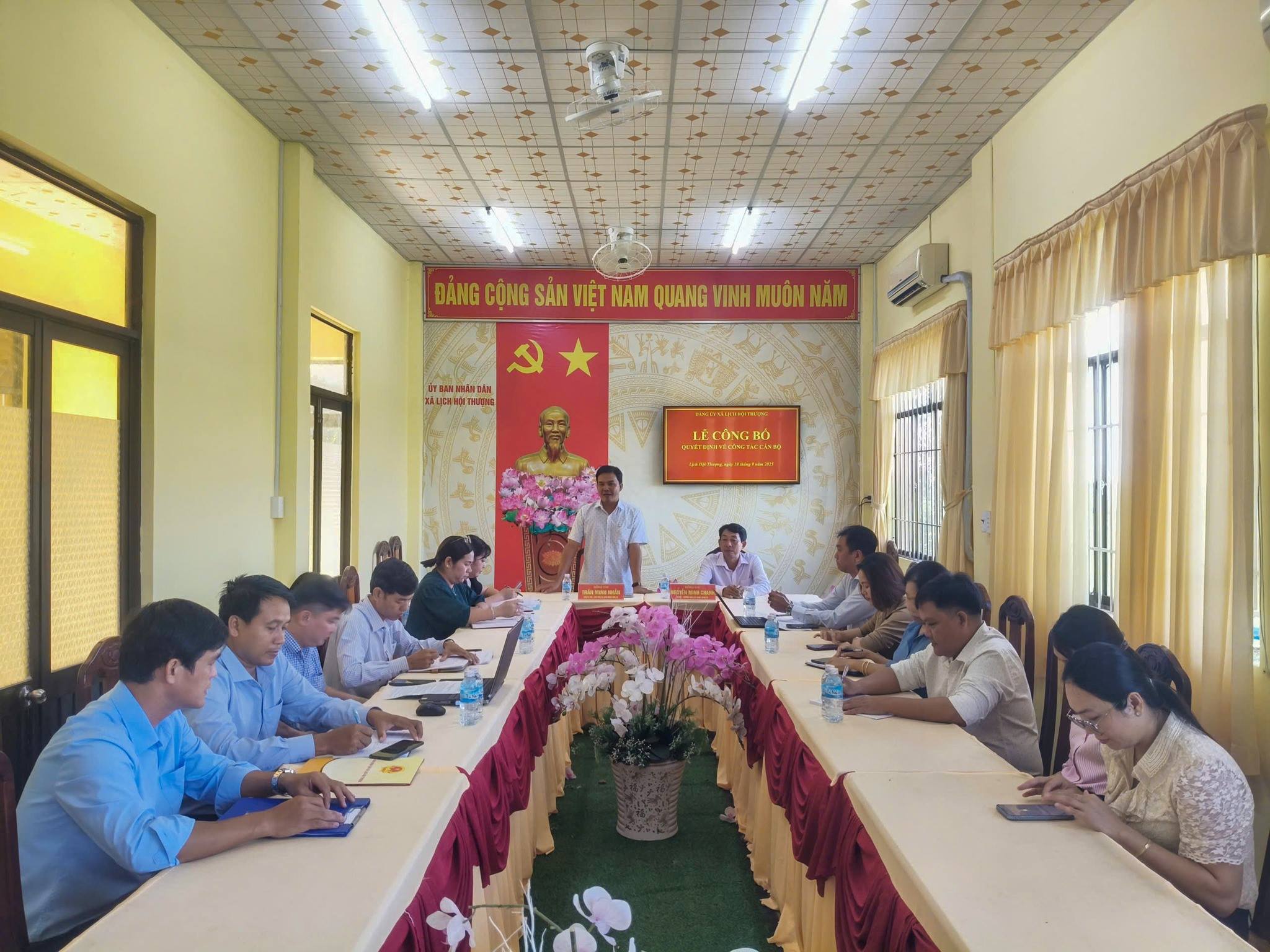 anh tin bai